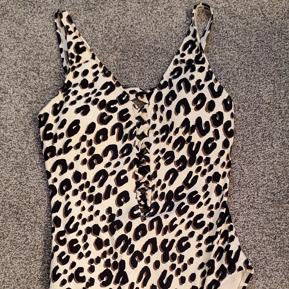 Calvin Klein Women's Leopard One Piece Swimsuit